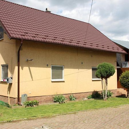 Appartement Ріточка à Berehove  Extérieur photo